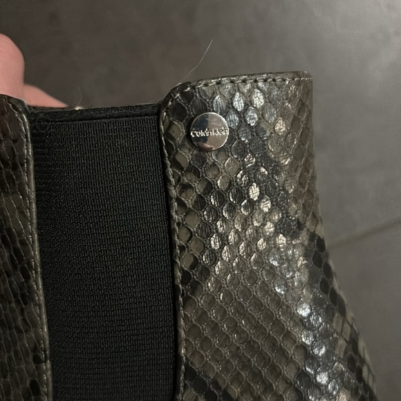 Calvin Klein snake print ankle boot - Picture 4 of 8